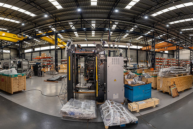 Photo 1: Production hall